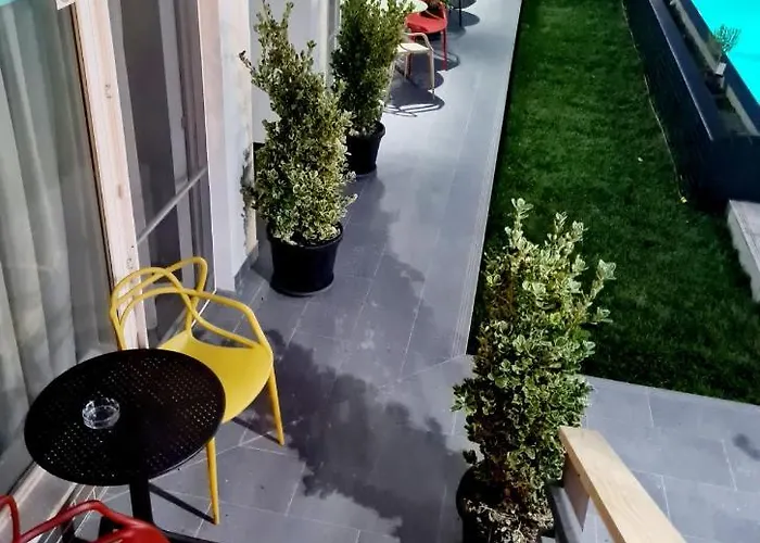 Bunga Bunga Mamaia Nord Gasthof 3*