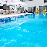Bunga Bunga Mamaia Nord Pensionat 3*