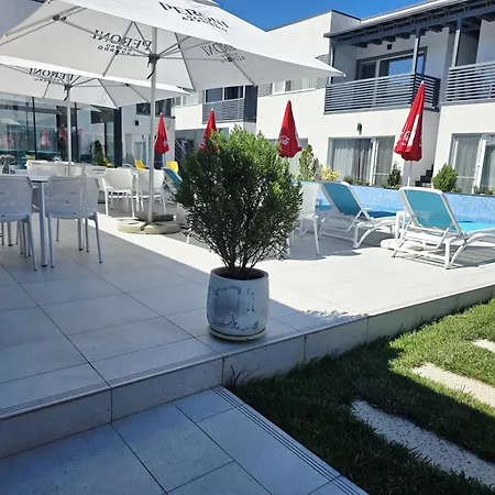 Bunga Bunga Mamaia Nord Guest house Navodari