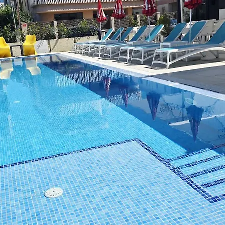 Bunga Bunga Mamaia Nord Penzion 3*