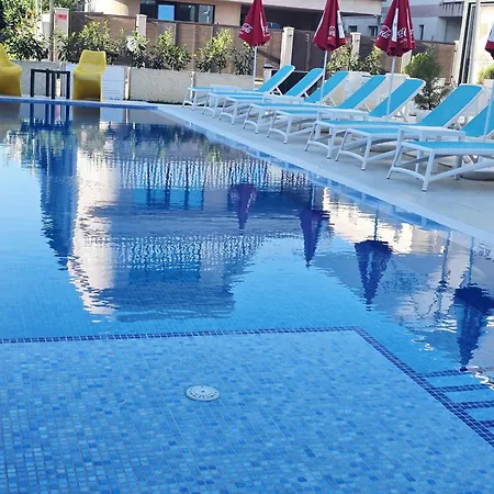 Bunga Bunga Mamaia Nord Guest house 3*